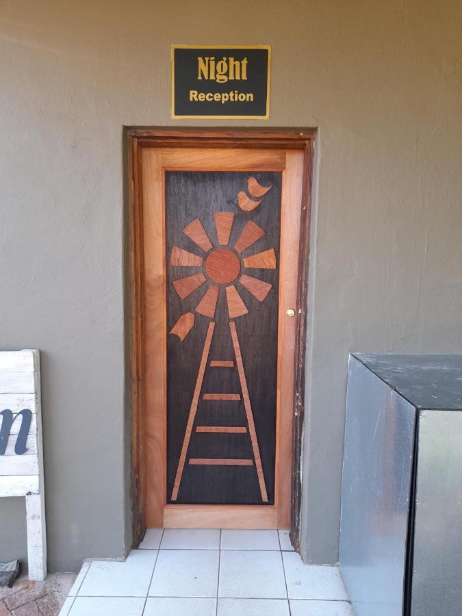 Travel North Guesthouse Tsumeb Buitenkant foto