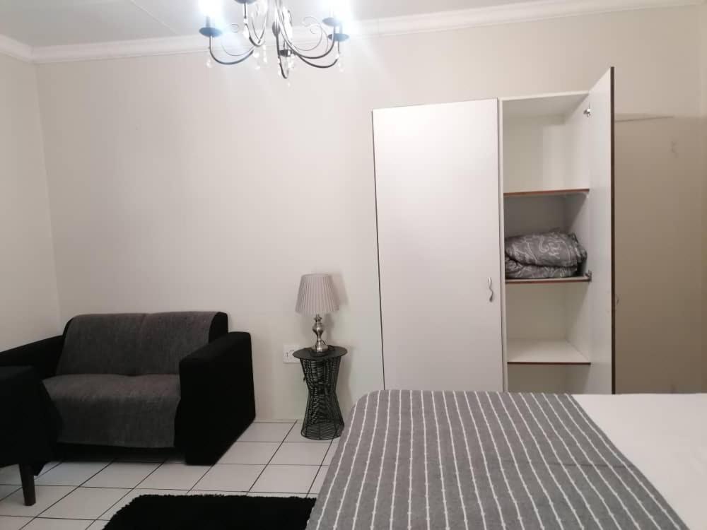 Travel North Guesthouse Tsumeb Buitenkant foto